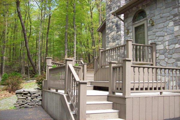 2755 Dundee Road Bushkill, PA 18324 - Photo 9 of 13 Front Deck