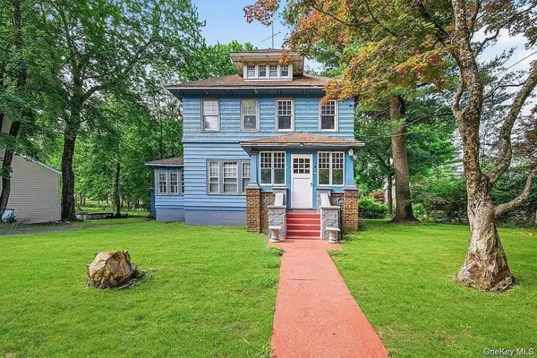 $2,200 | 13 Cottage Street, Monticello, NY 12701