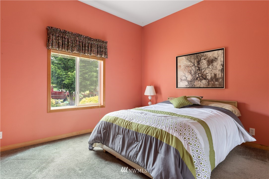2786 Taylor Road Oak Harbor, WA 98277 - Photo 23 of 39 Gallery Image 23