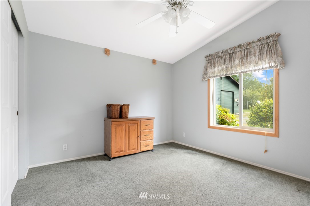 2786 Taylor Road Oak Harbor, WA 98277 - Photo 25 of 39 Gallery Image 25
