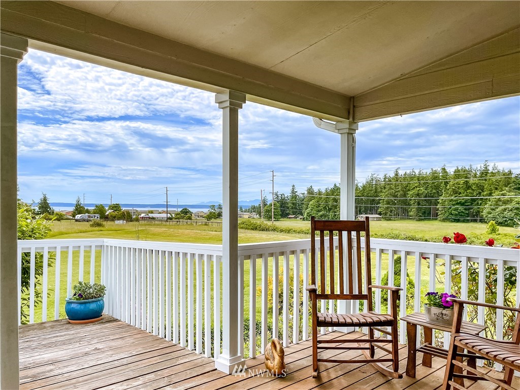 2786 Taylor Road Oak Harbor, WA 98277 - Photo 6 of 39 Gallery Image 6