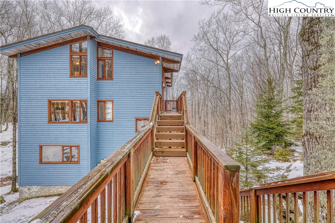 507 Pine Ridge Road Beech Mountain, NC 28604 - Photo 1 of 49