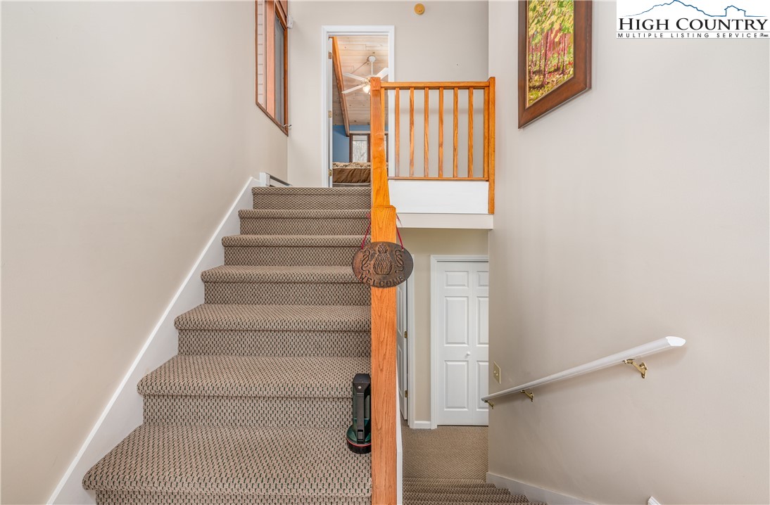 507 Pine Ridge Road Beech Mountain, NC 28604 - Photo 14 of 49