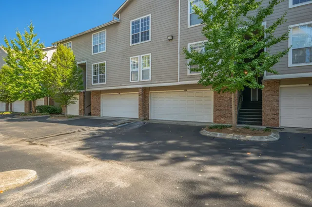 $425,000 | 2053 Stokes Lane, Nashville, TN 37215