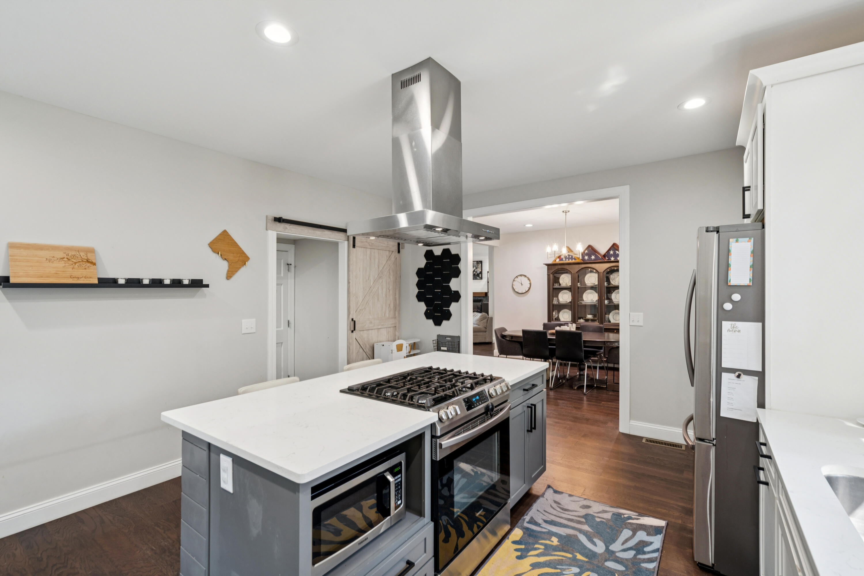 1004 Point Of Light Lane Charleston, SC 29412 - Photo 28 of 62 Gourmet Kitchen