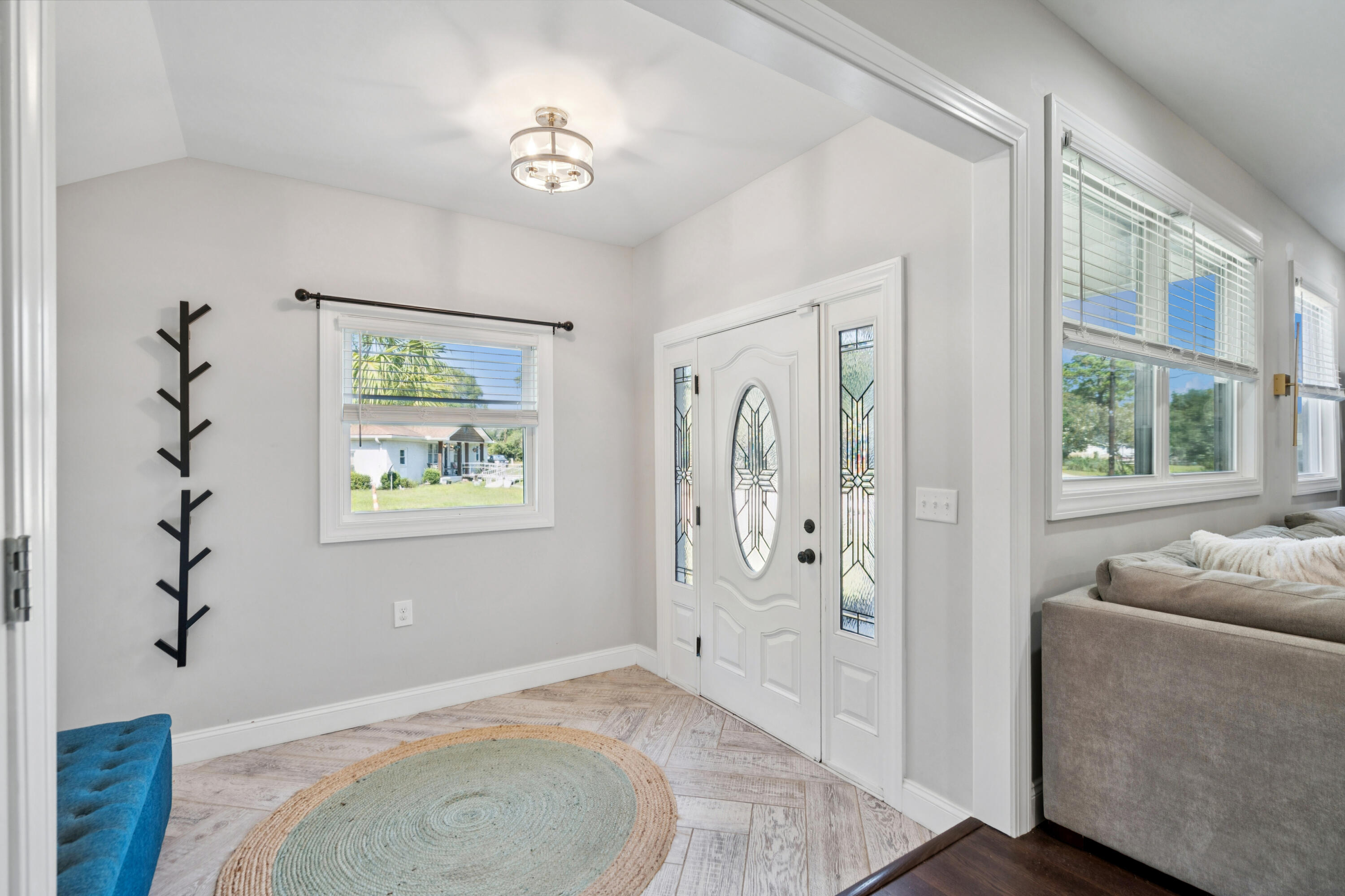 1004 Point Of Light Lane Charleston, SC 29412 - Photo 9 of 62 Foyer