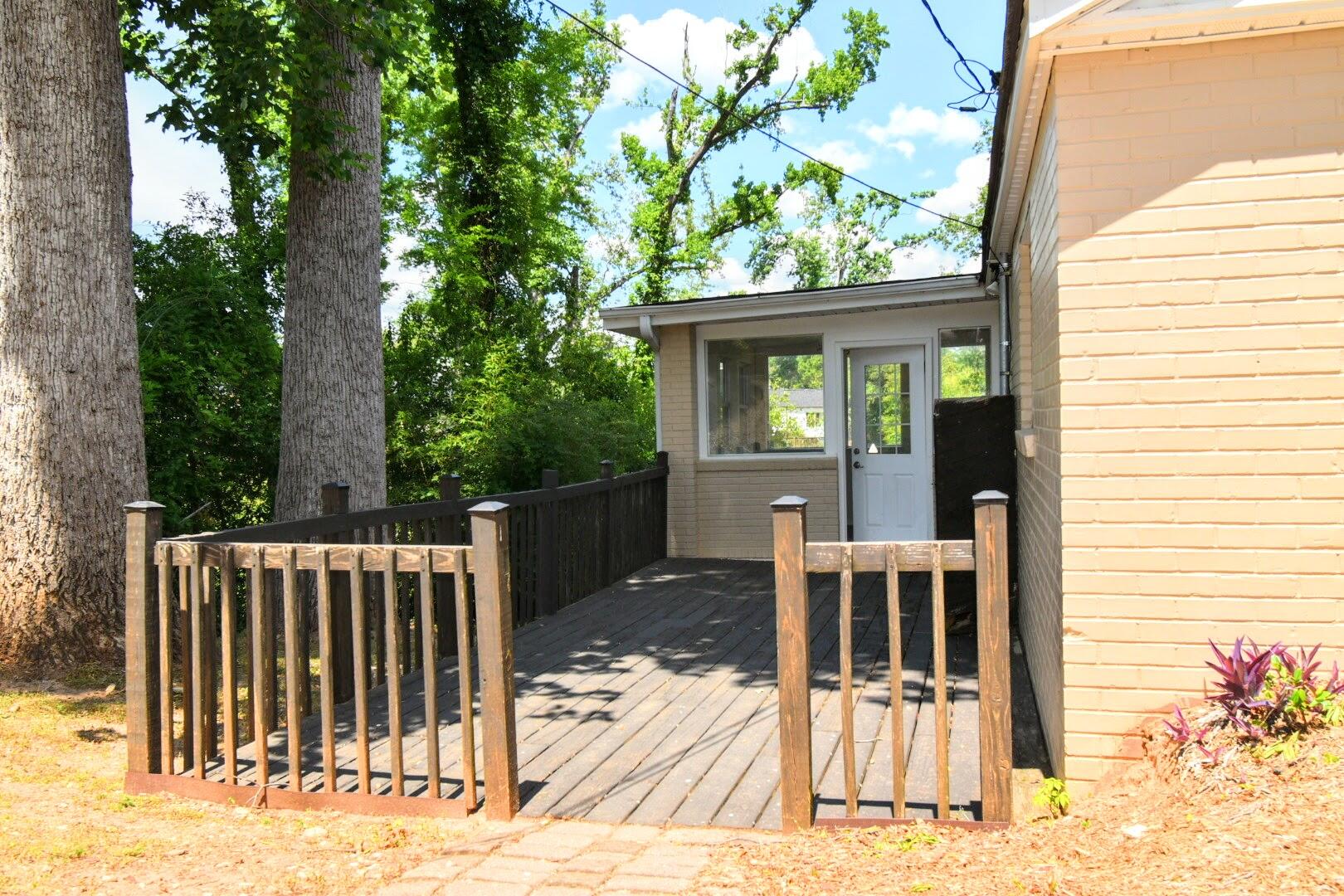 2312 Laurel Lane Augusta, GA 30904 - Photo 3 of 56 IMG_0401