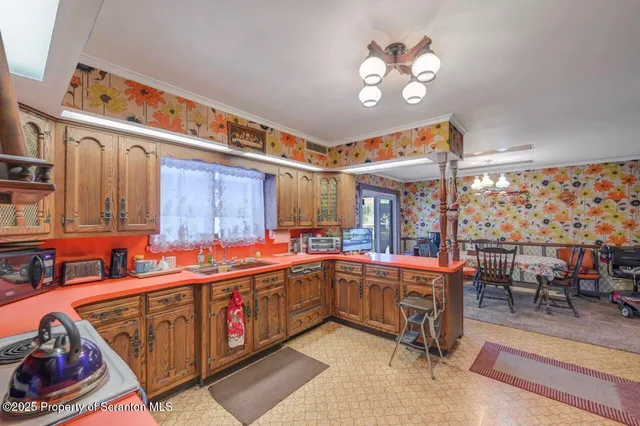 a view of entryway with interior