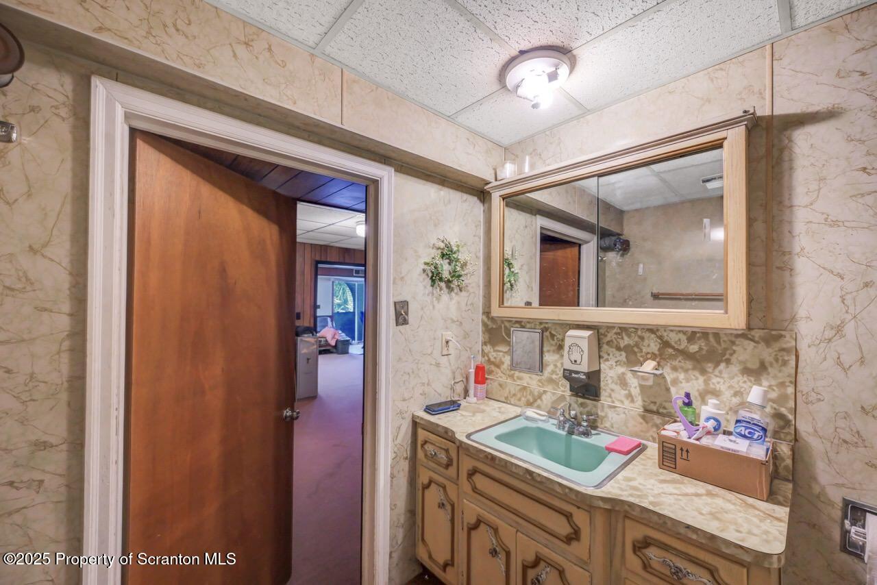 828 Glenwood Road Old Forge, PA 18518 - Photo 77 of 97 828 Glenwood Rd 75 Large