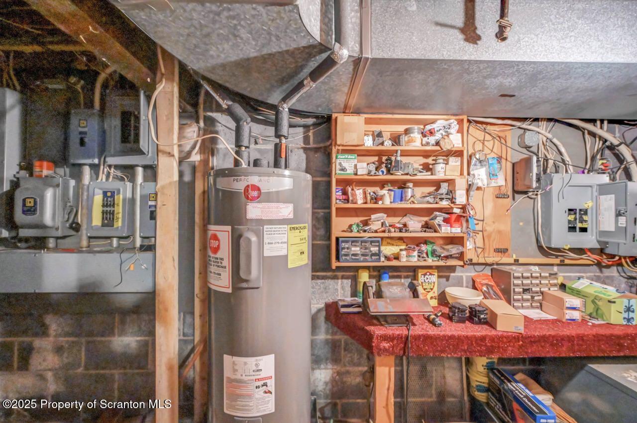 828 Glenwood Road Old Forge, PA 18518 - Photo 78 of 97 828 Glenwood Rd 76 Large