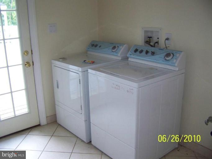 5859 West Falls Road Mount Airy, MD 21771 - Photo 10 of 22 Laundry Area 1