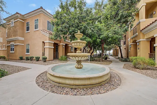 $2,200 | 124 North California Street, Unit 33, Chandler, AZ 85225
