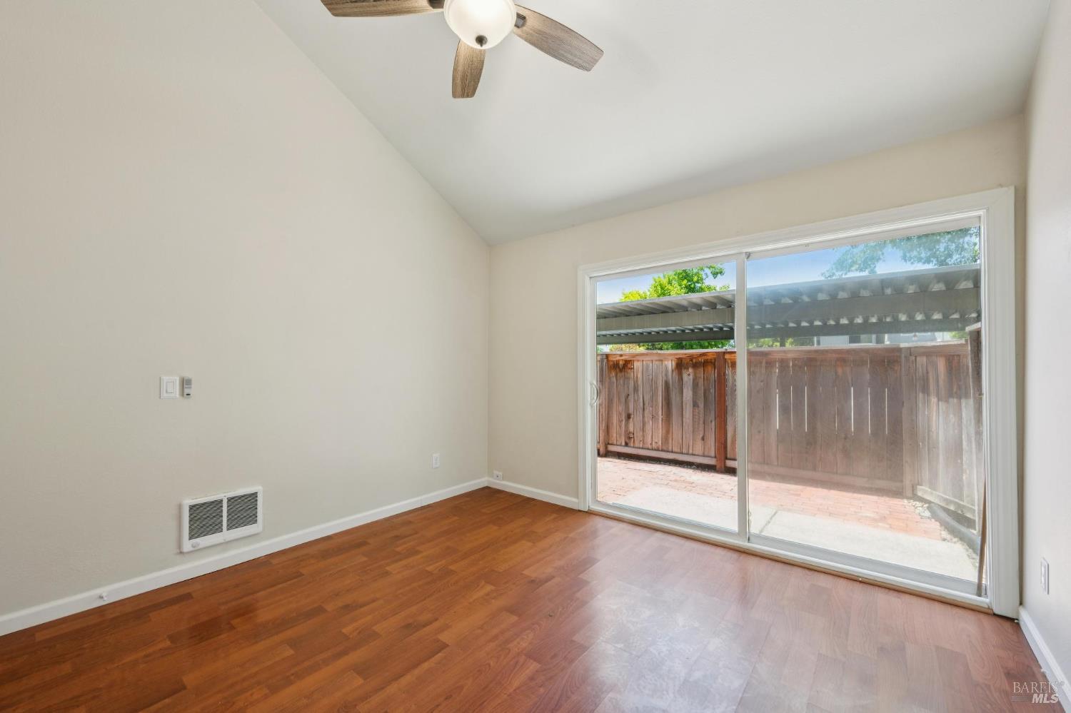 734 Racquet Club Circle Rohnert Park, CA 94928 - Photo 28 of 35