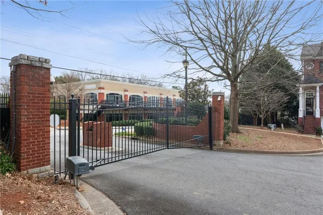 $499,900 | 250 McLaren Gates Drive, Marietta, GA 30060