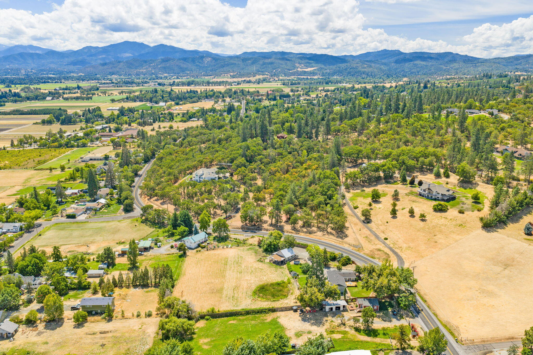 2976 Old Stage Road Central Point, OR 97502 - Photo 59 of 66 Aerial 4