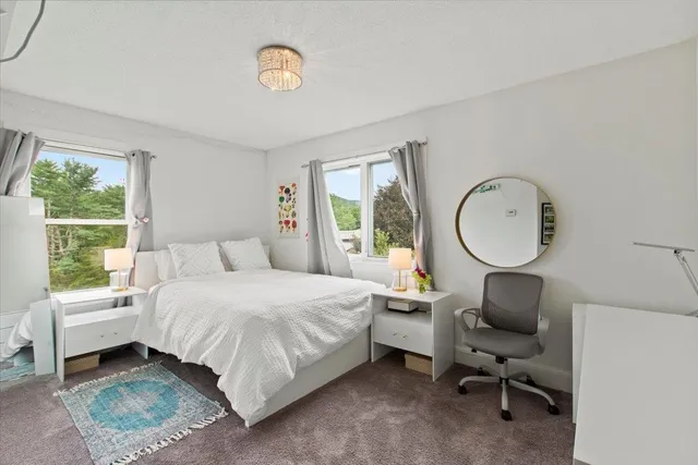 $2,100,000 | 1228 Skiparee Road, Pownal, VT 05260