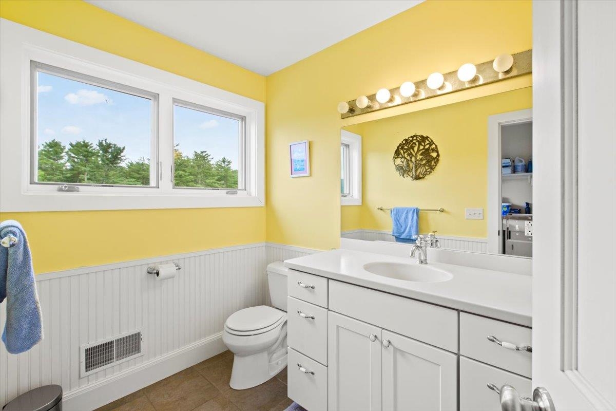 1228 Skiparee Road Pownal, VT 05260 - Photo 32 of 43