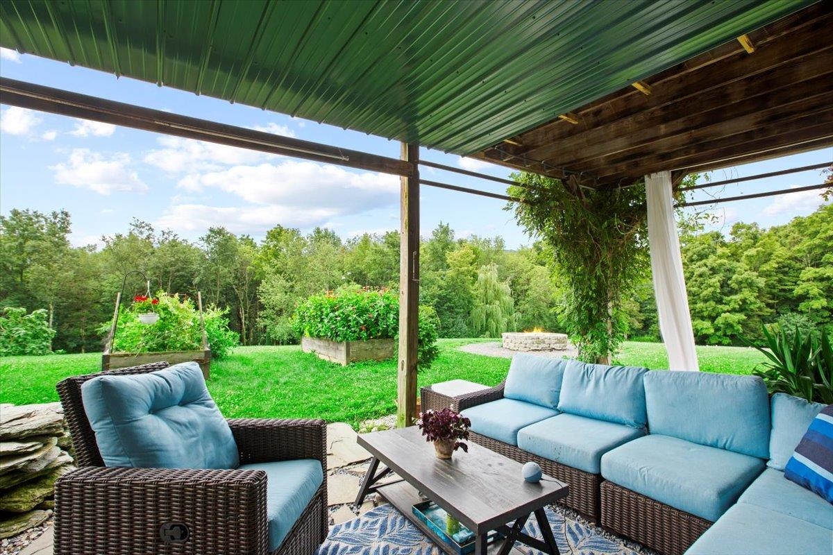 1228 Skiparee Road Pownal, VT 05260 - Photo 36 of 43