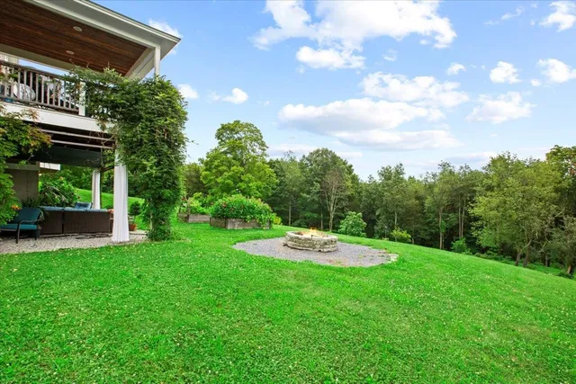 $2,100,000 | 1228 Skiparee Road, Pownal, VT 05260