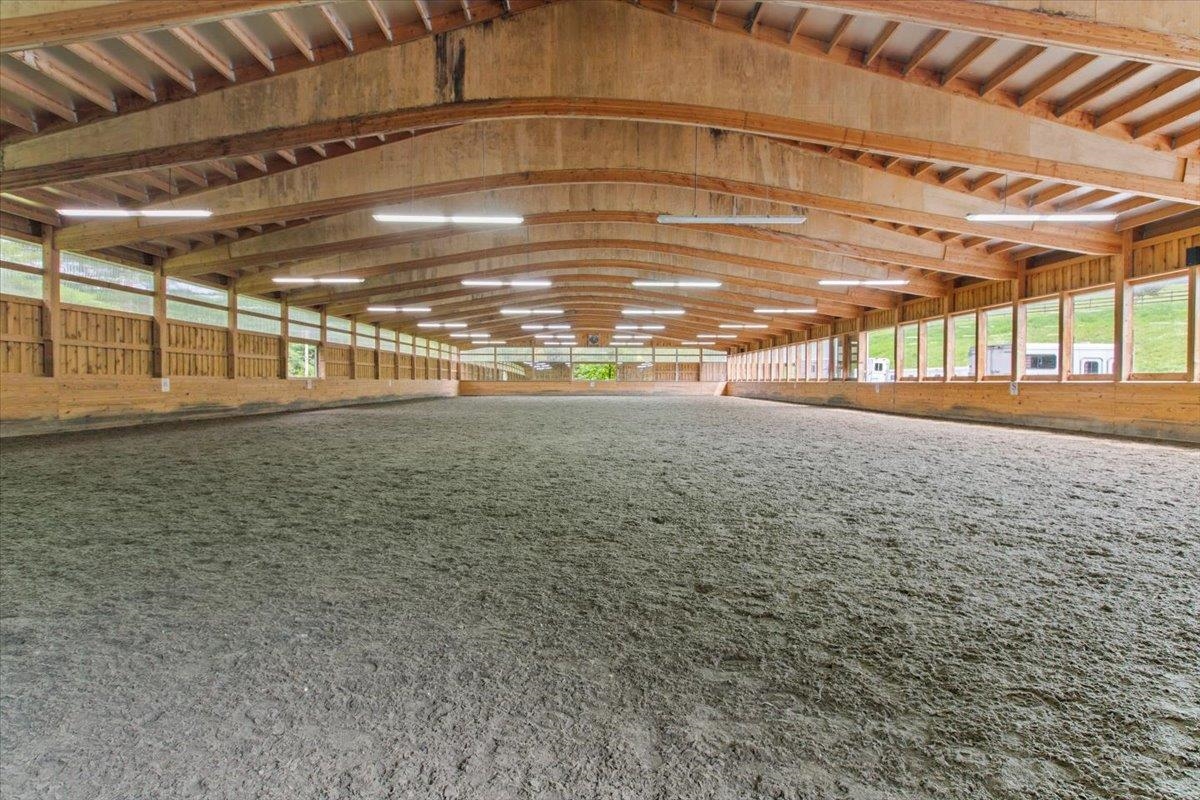 1228 Skiparee Road Pownal, VT 05260 - Photo 9 of 43