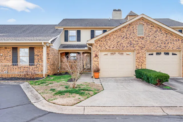 $238,900 | 309 Kingswood Court, Clarksville, TN 37043