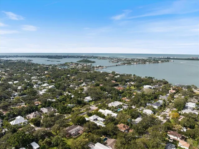 $4,499,000 | 1739 Cherokee Drive, Sarasota, FL 34239