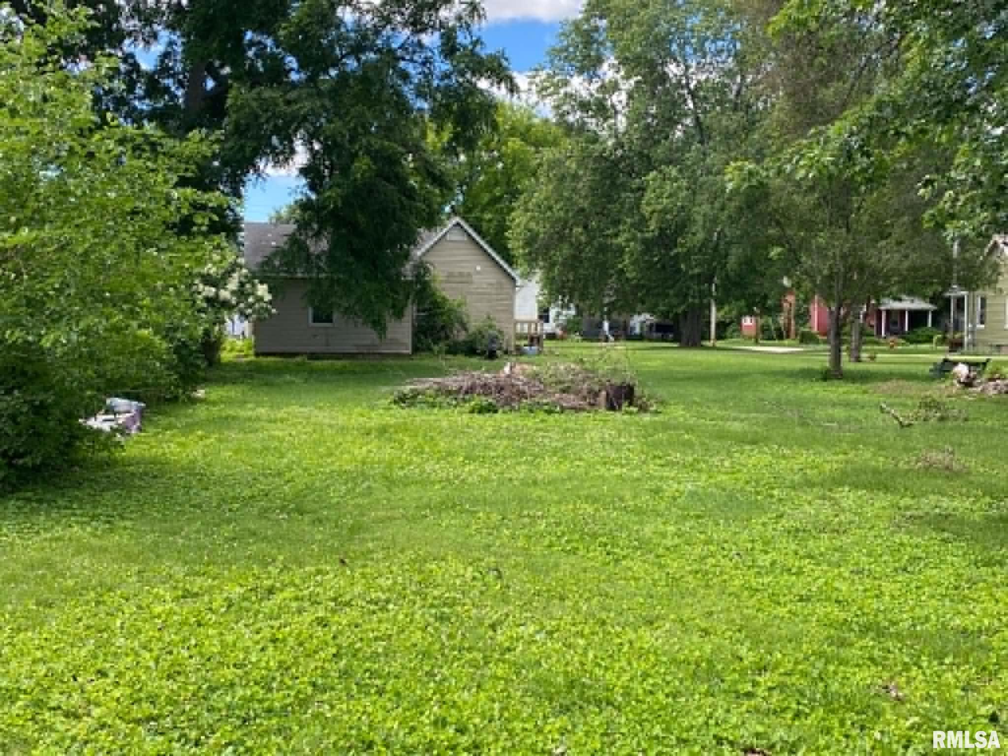 1019 East Walnut Street Canton, IL 61520 - Photo 24 of 28