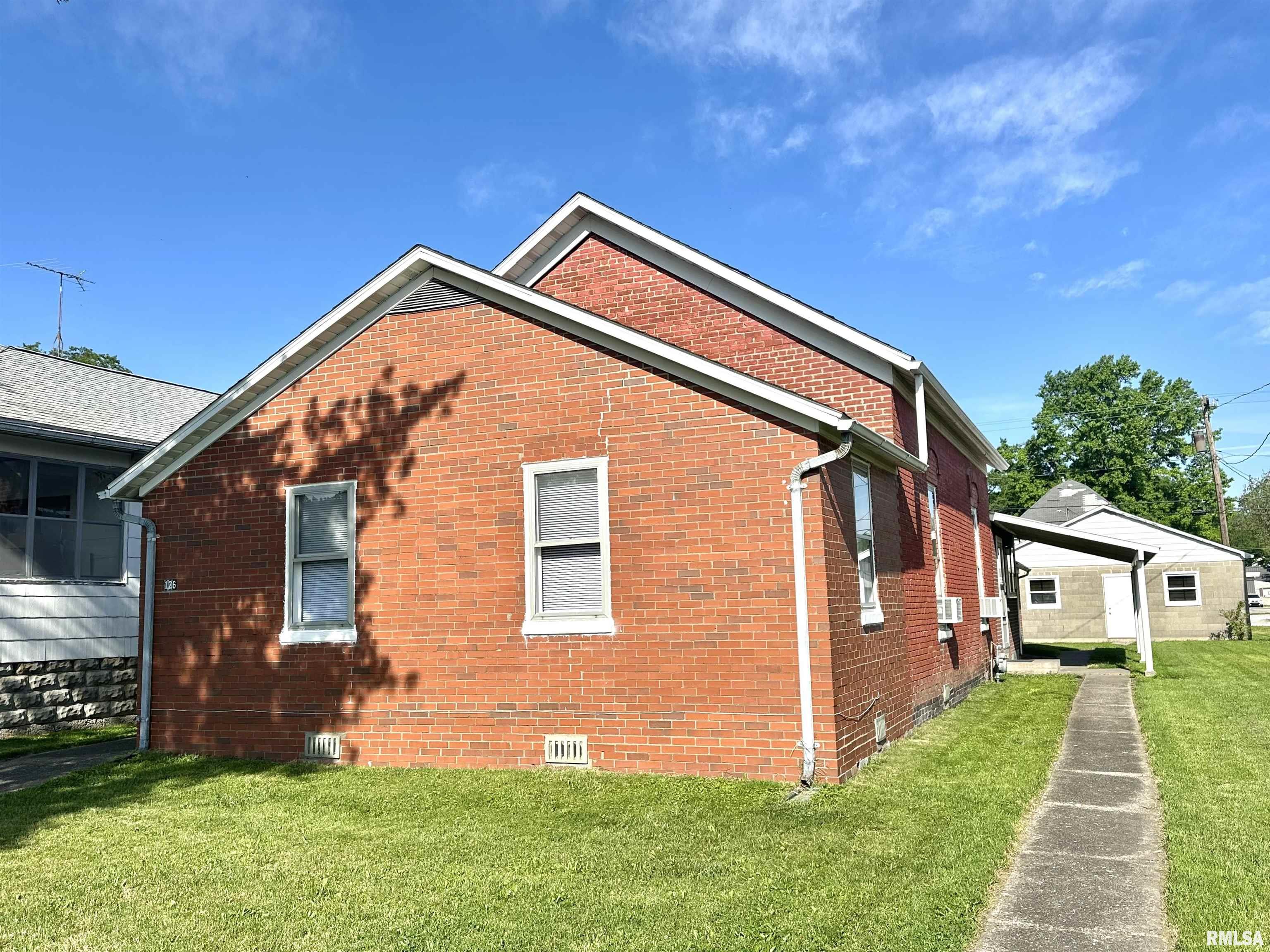 Undisclosed Address Centralia, IL 62801 - Photo 3 of 22