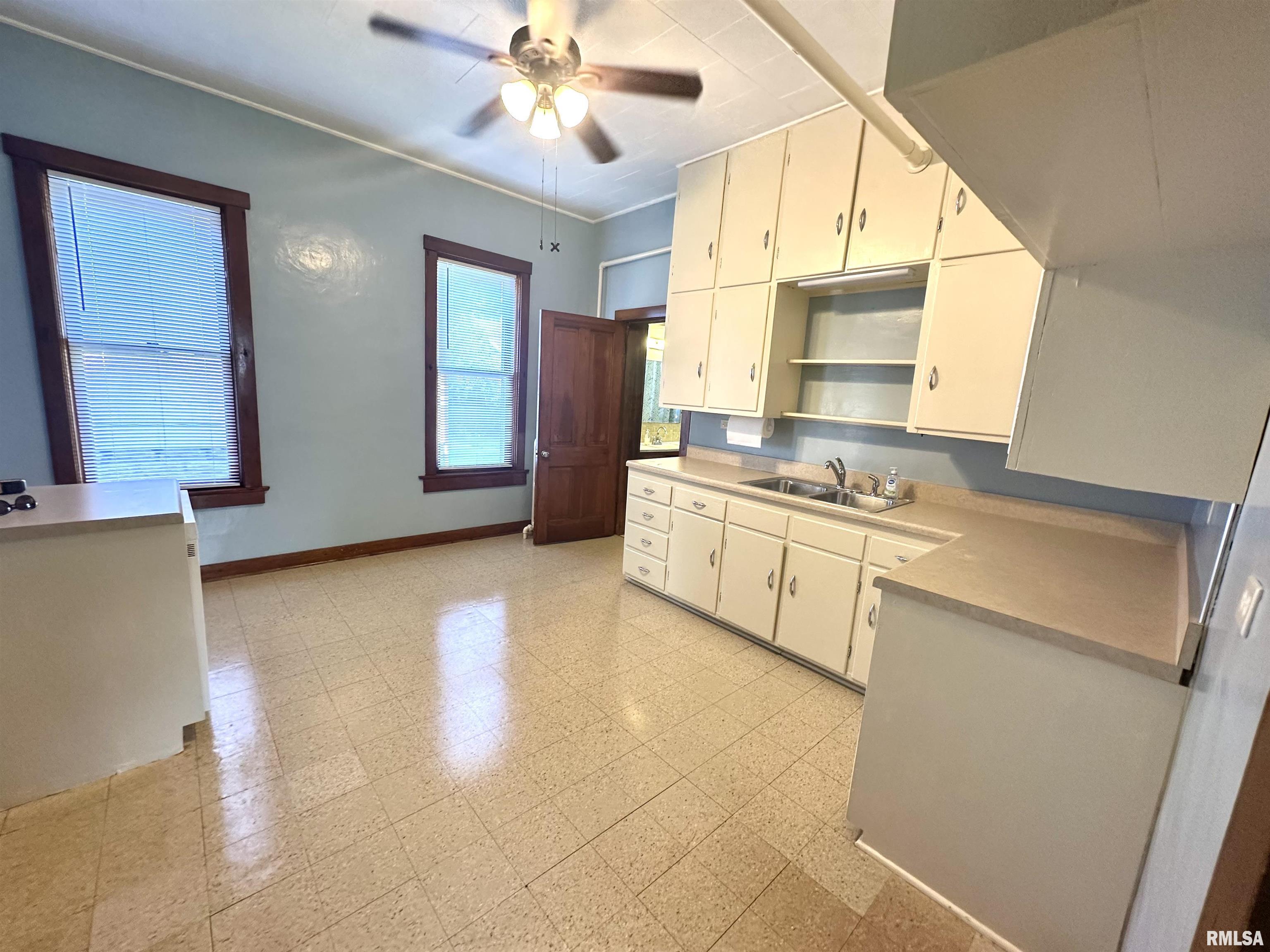 Undisclosed Address Centralia, IL 62801 - Photo 9 of 22