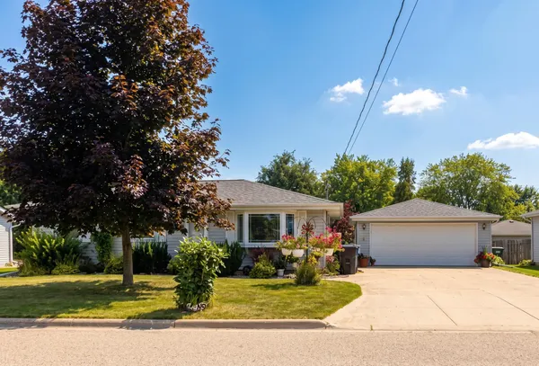 $314,500 | N4131 Garvey Avenue, Freedom, WI 54130