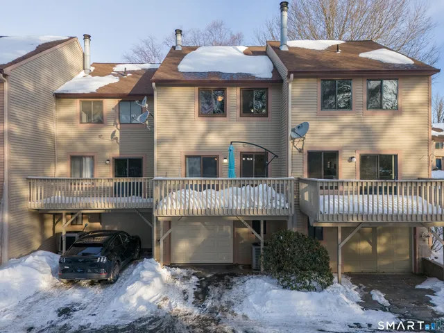 $239,900 | 216 Adams Hill Way, Unit 216, East Windsor, CT 06088