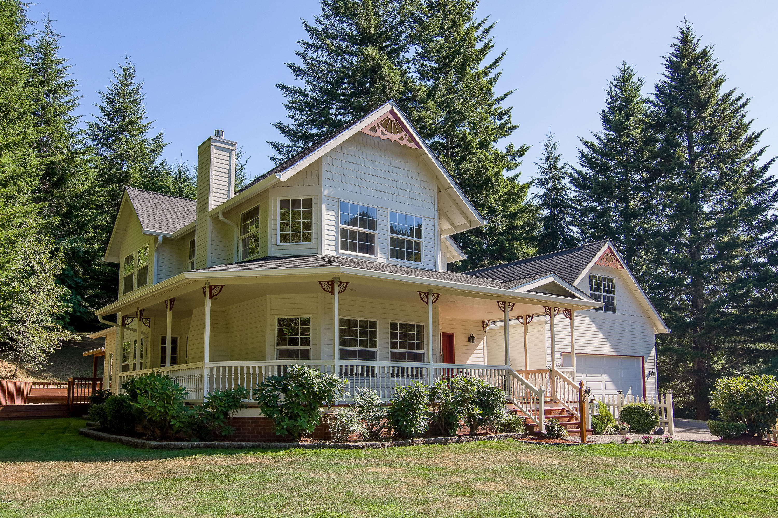 2536 Nashville Road Eddyville, OR 97343 - Photo 2 of 39 Front of home