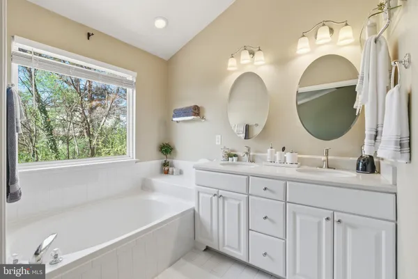 $799,000 | 5146 Ballycastle Circle, Alexandria, VA 22315