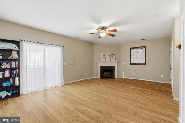 $799,000 | 5146 Ballycastle Circle, Alexandria, VA 22315