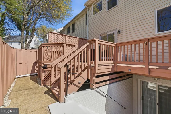 $799,000 | 5146 Ballycastle Circle, Alexandria, VA 22315