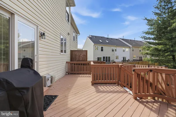 $799,000 | 5146 Ballycastle Circle, Alexandria, VA 22315