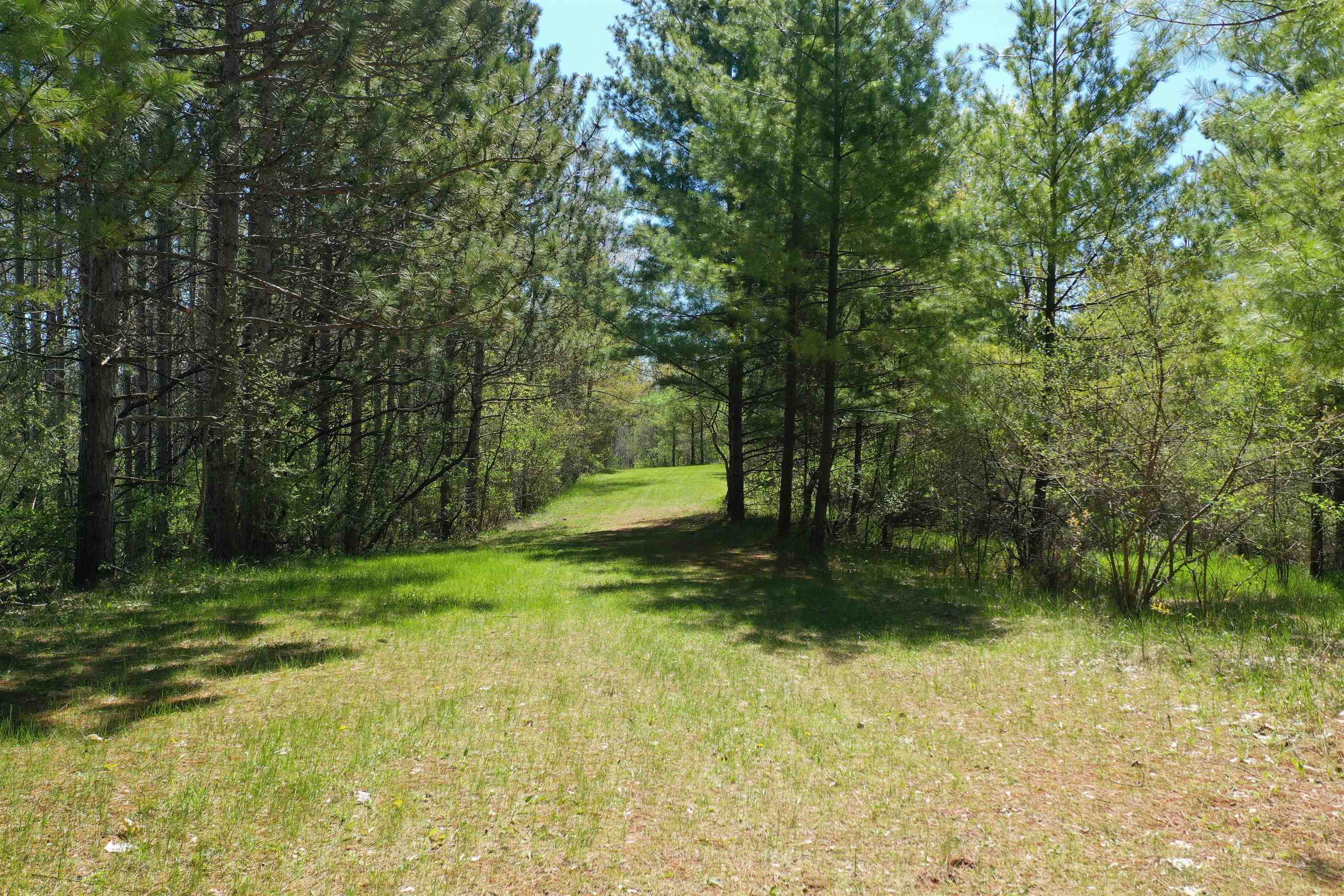 4002 County Rd I Saukville, WI 53080 - Photo 37 of 64