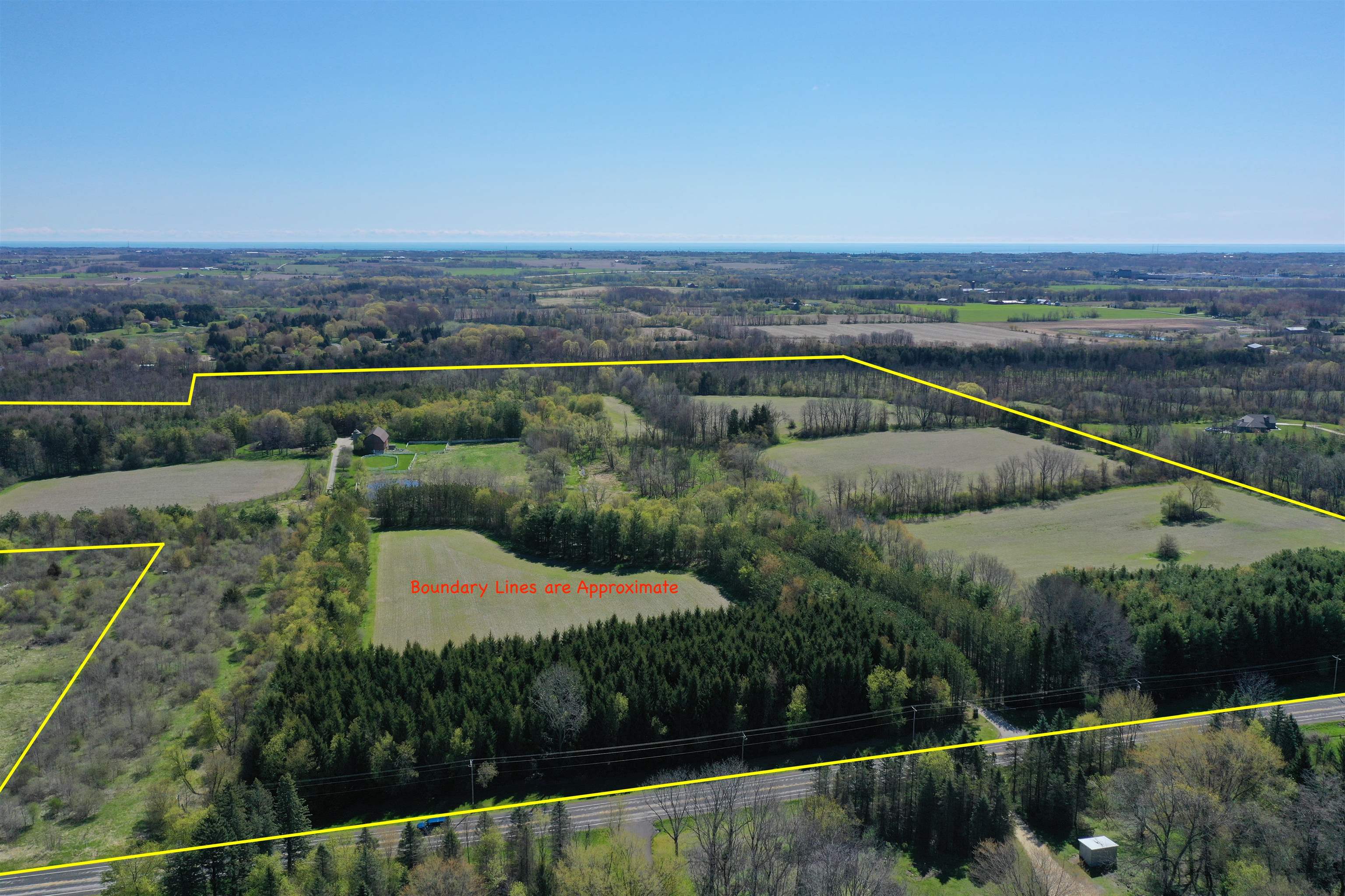 4002 County Rd I Saukville, WI 53080 - Photo 4 of 64