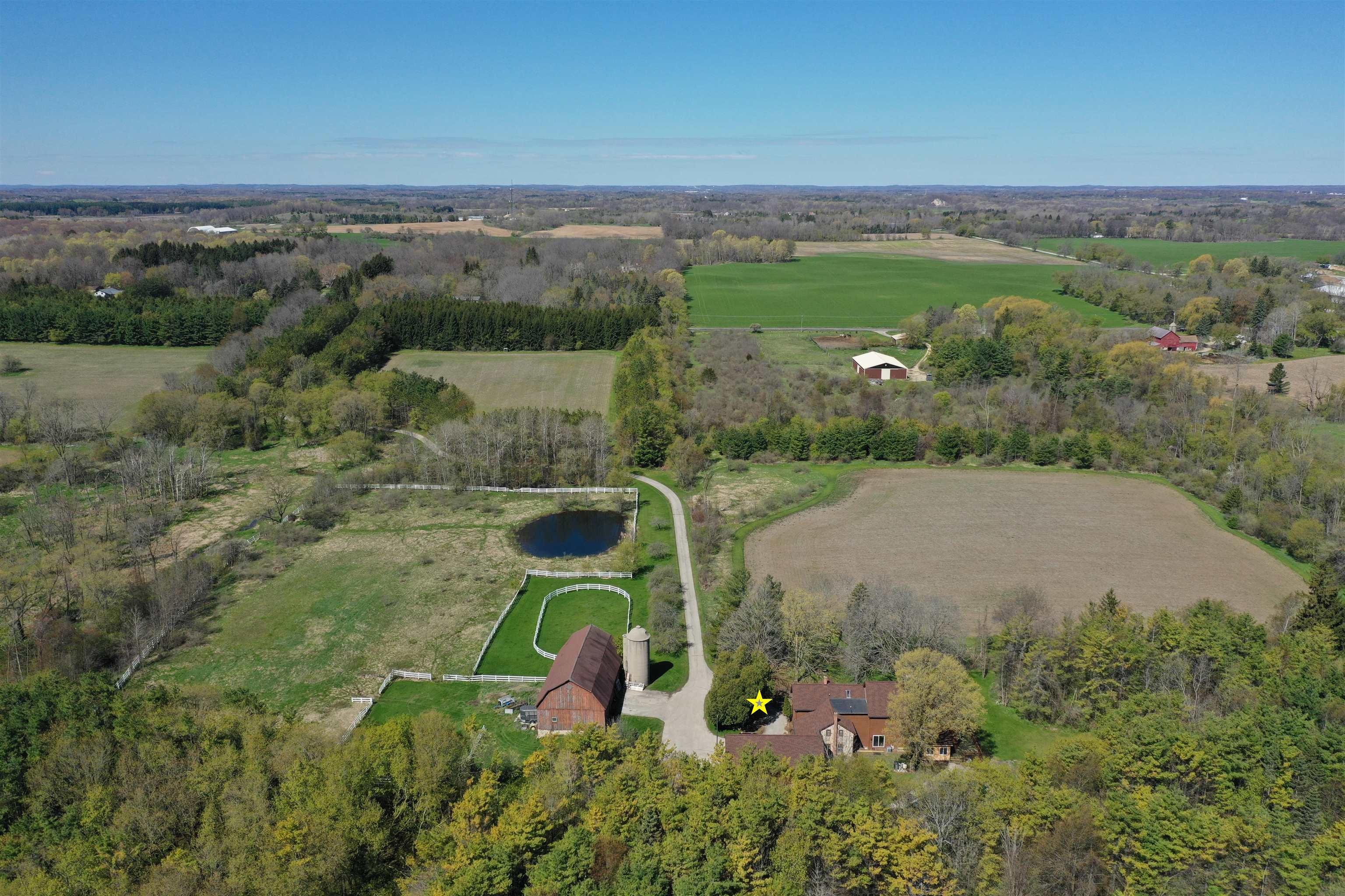 4002 County Rd I Saukville, WI 53080 - Photo 7 of 64