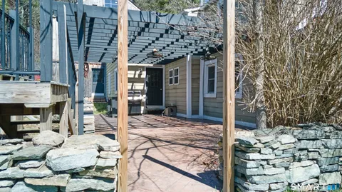 $390,000 | 3 Woodstock Avenue West, Putnam, CT 06260