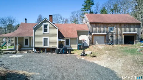 $390,000 | 3 Woodstock Avenue West, Putnam, CT 06260
