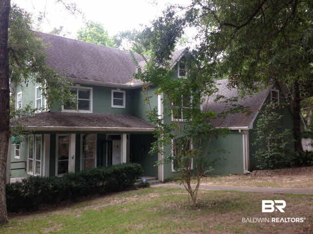 422 Ridgecrest Court Mobile, AL 36609 - Photo 2 of 19