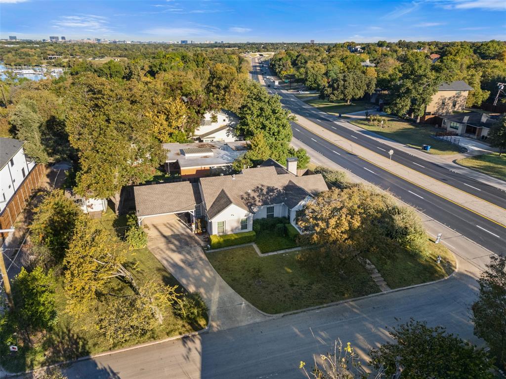 9461 Waterview Road Dallas, TX 75218 - Photo 32 of 40 a view of a city