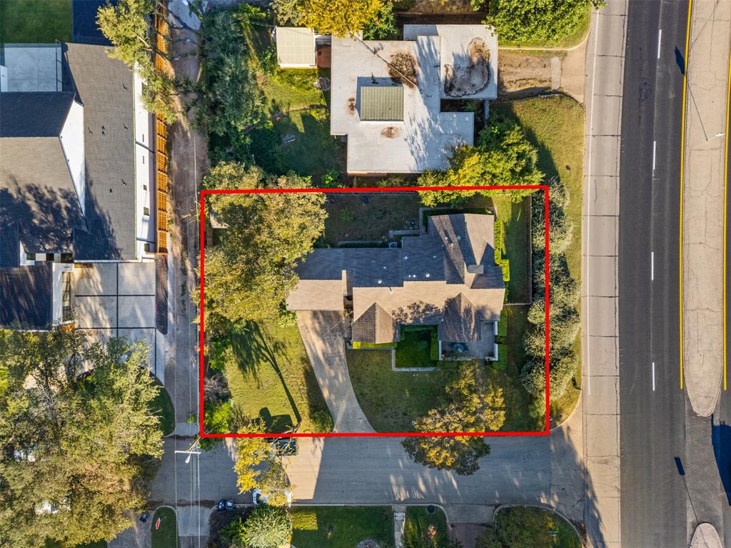 9461 Waterview Road Dallas, TX 75218 - Photo 34 of 40 an aerial view of houses and roads