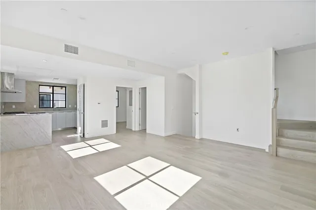 $1,155,000 | 200 South 2nd Avenue, Unit D, Arcadia, CA 91006