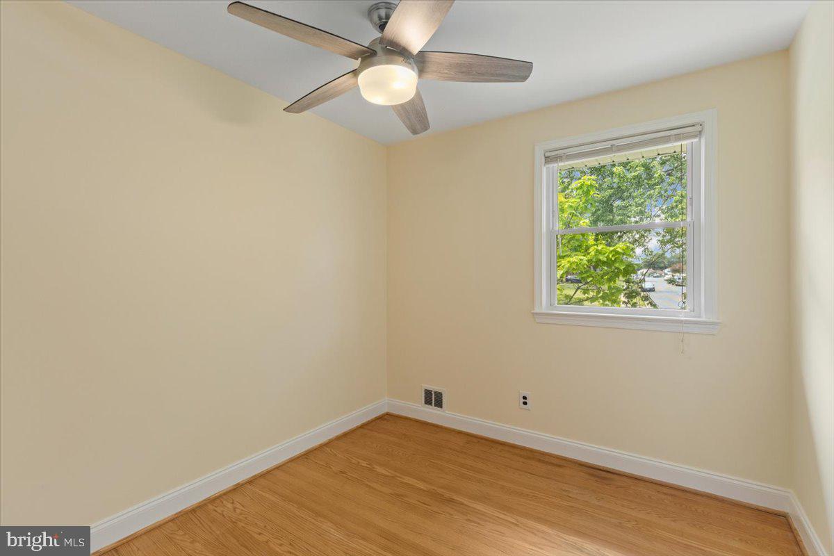5627 Ottawa Road Centreville, VA 20120 - Photo 22 of 40