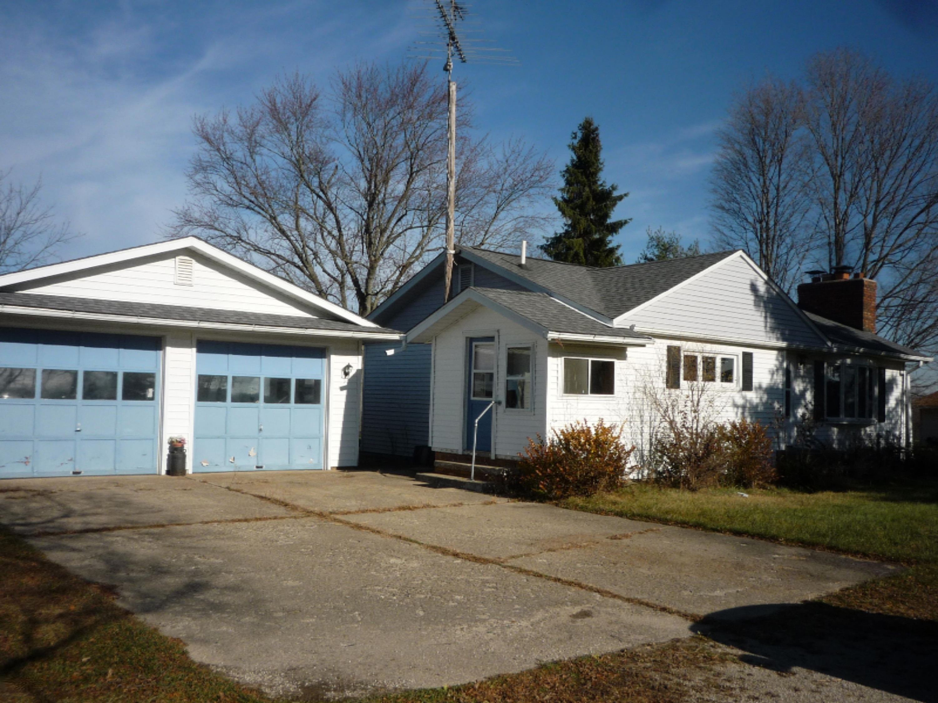 146 East Lockwood Road Coldwater, MI 49036 - Photo 1 of 35 P1060802