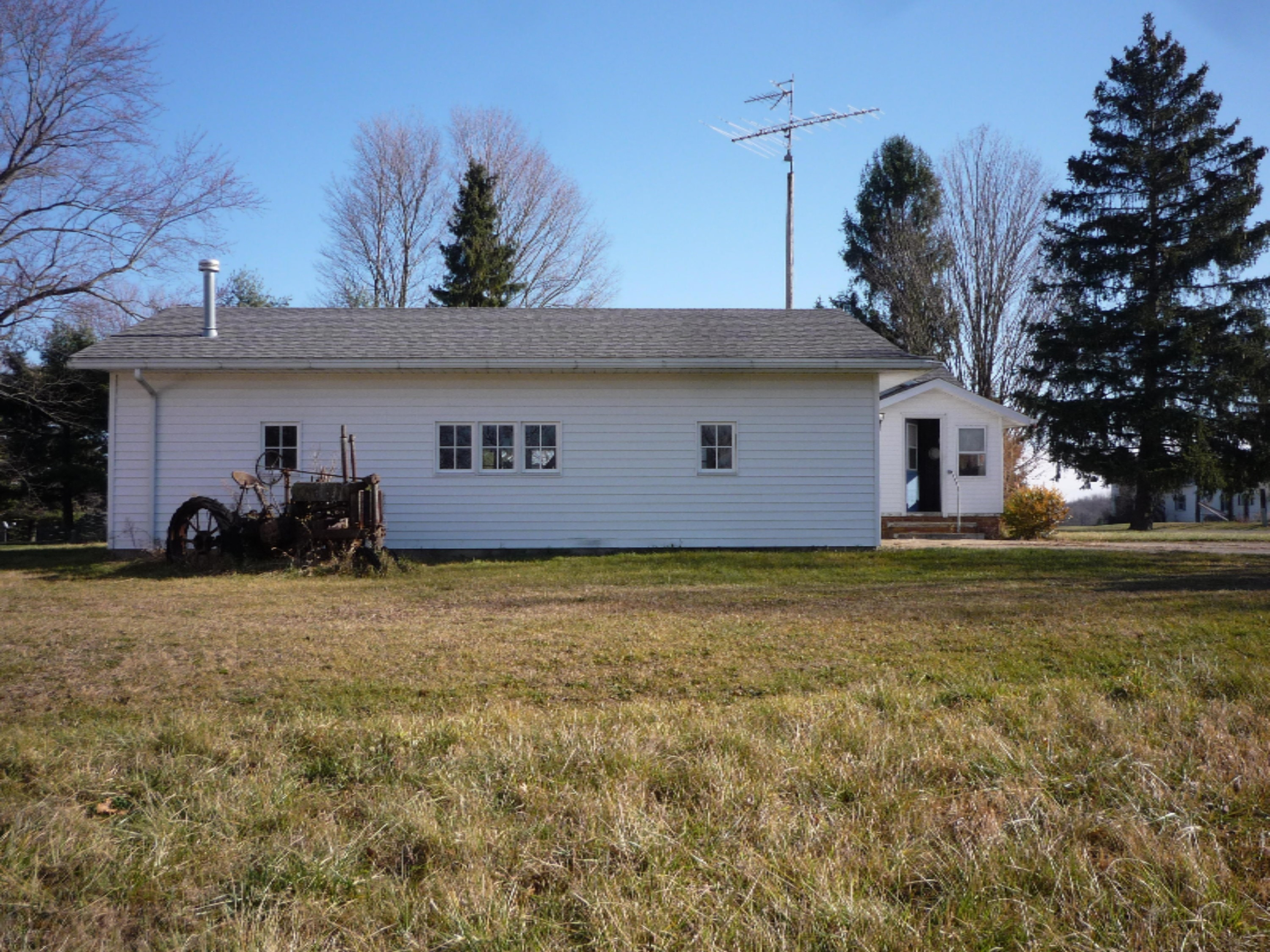 146 East Lockwood Road Coldwater, MI 49036 - Photo 26 of 35 P1060806
