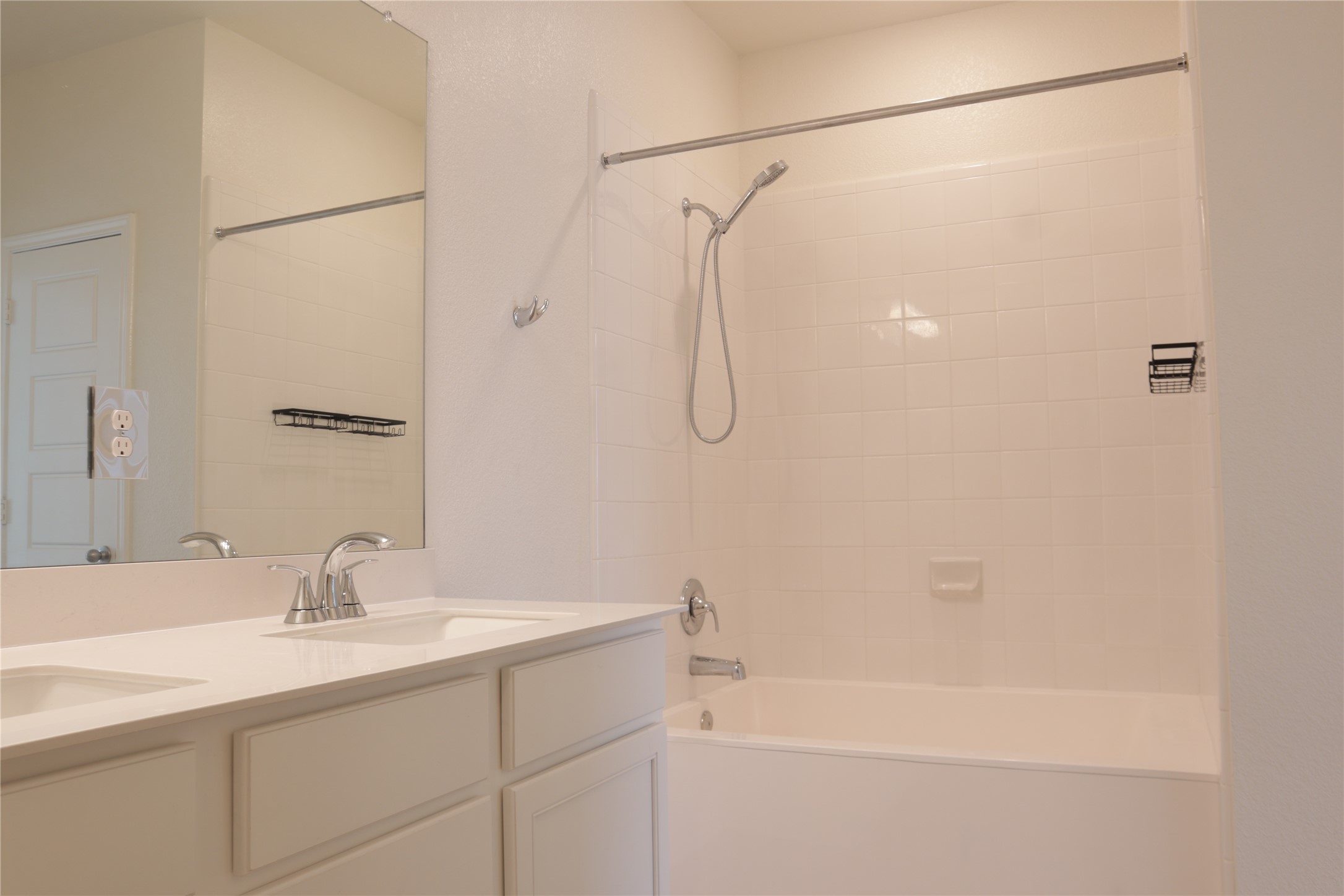 8111 Marigny Way Austin, TX 78744 - Photo 26 of 29