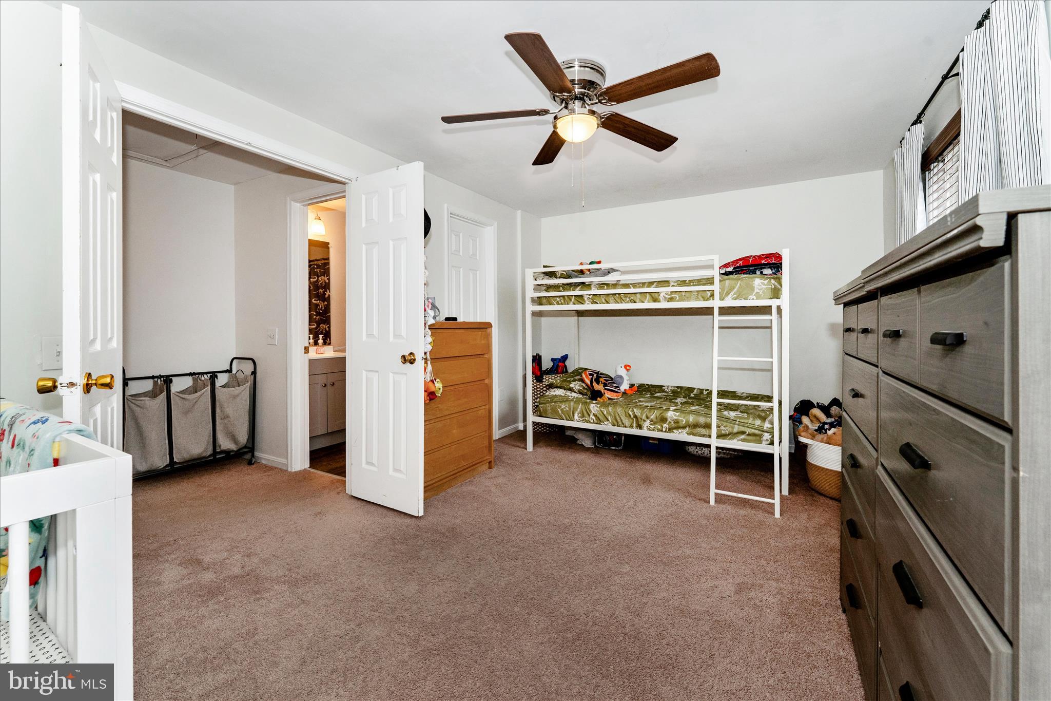 5798 Sunset View Lane Frederick, MD 21703 - Photo 25 of 40 Bedroom 2
